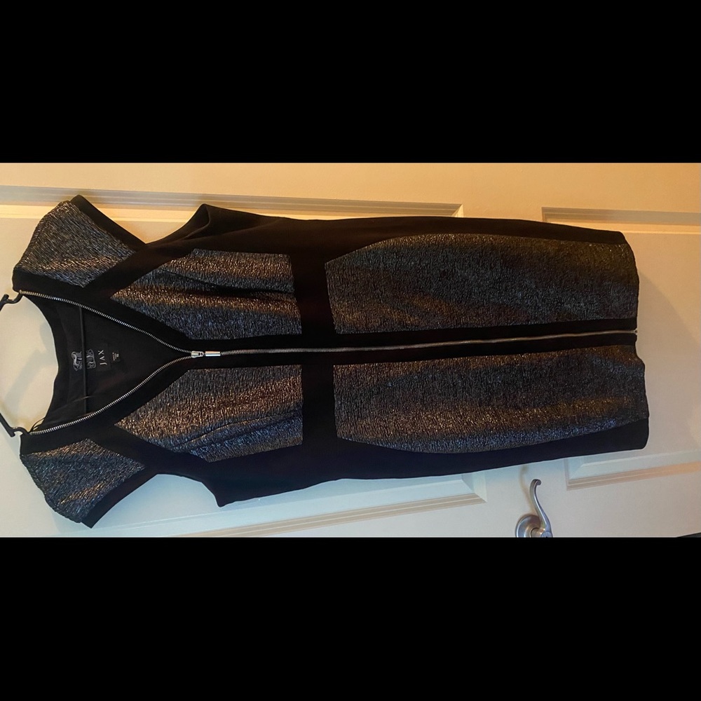 Women’s formal dress
